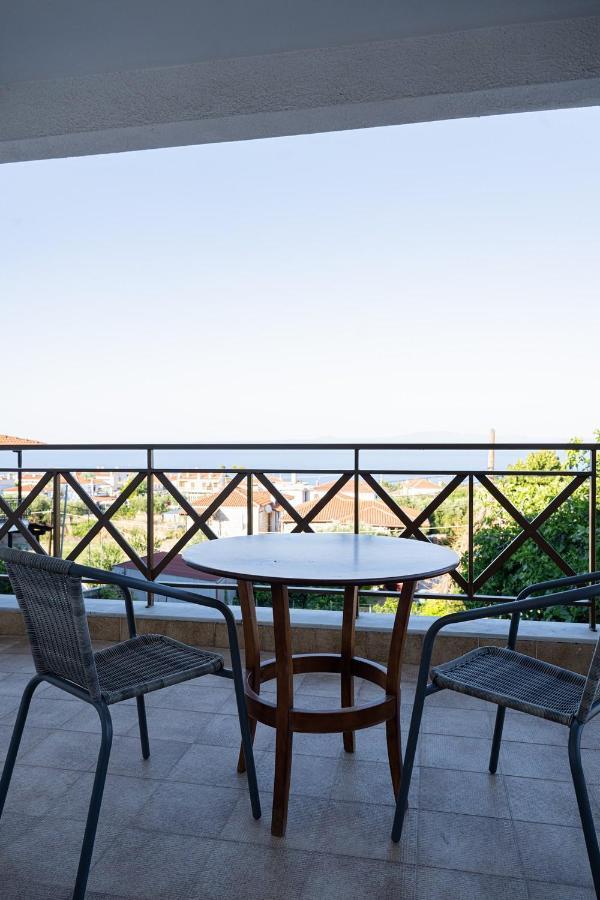 Este Luxury Apartments Kriopigi Extérieur photo