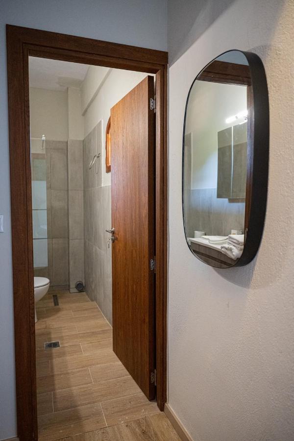 Este Luxury Apartments Kriopigi Extérieur photo
