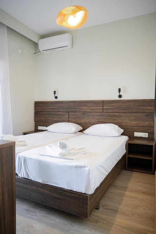 Este Luxury Apartments Kriopigi Extérieur photo