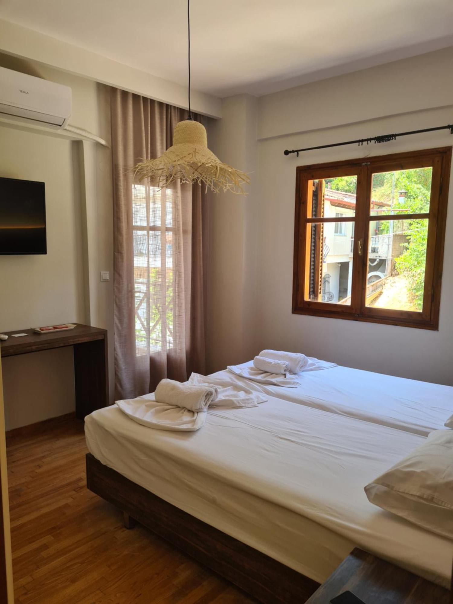 Este Luxury Apartments Kriopigi Extérieur photo